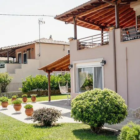 Aelia Villa Karianí