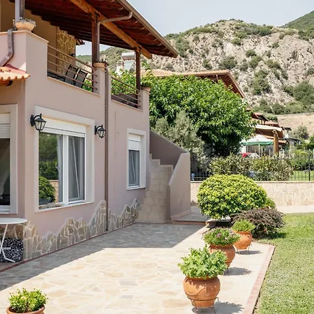 Aelia Villa